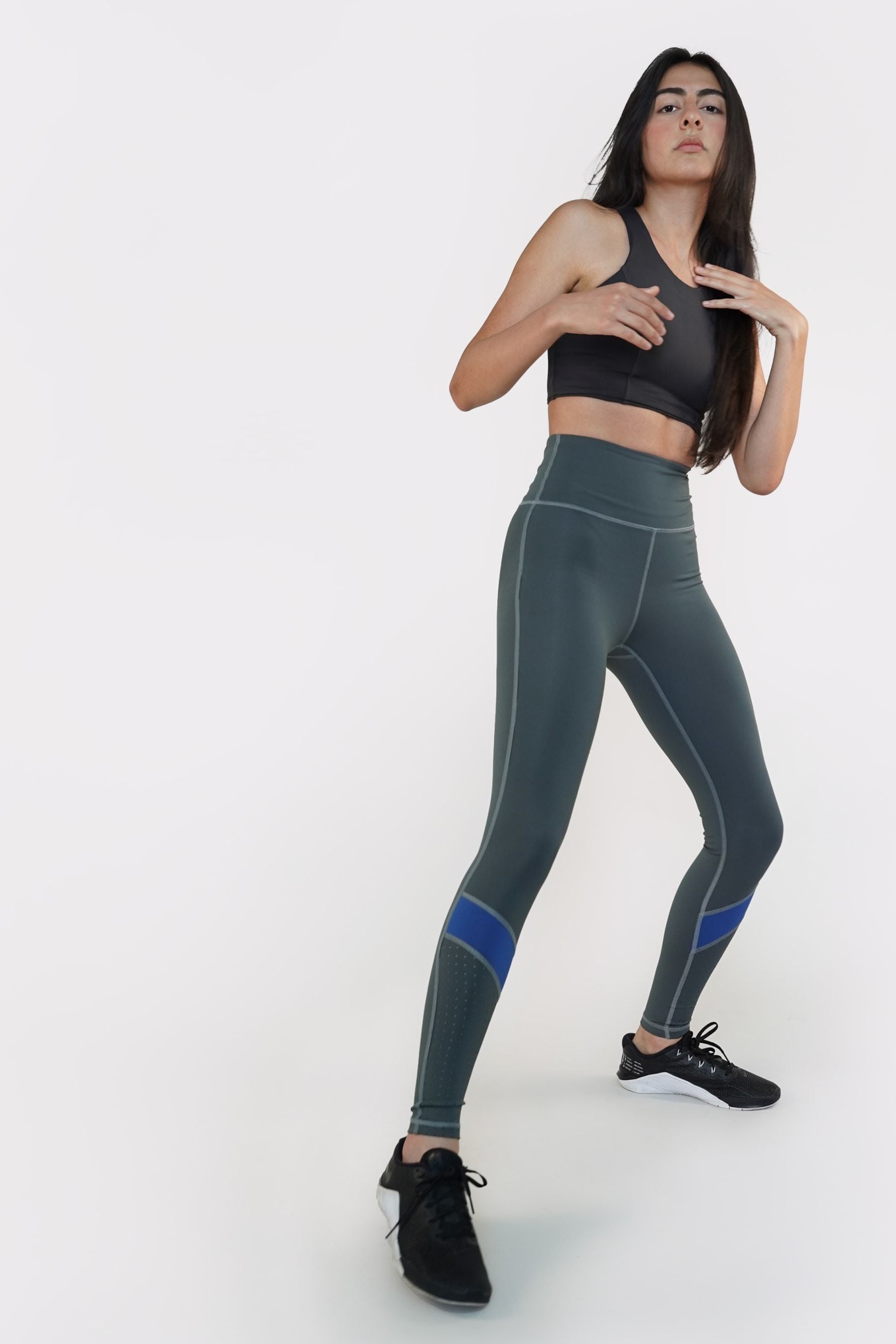 Alaina Flare Leggings - Grey – Amelia Activewear