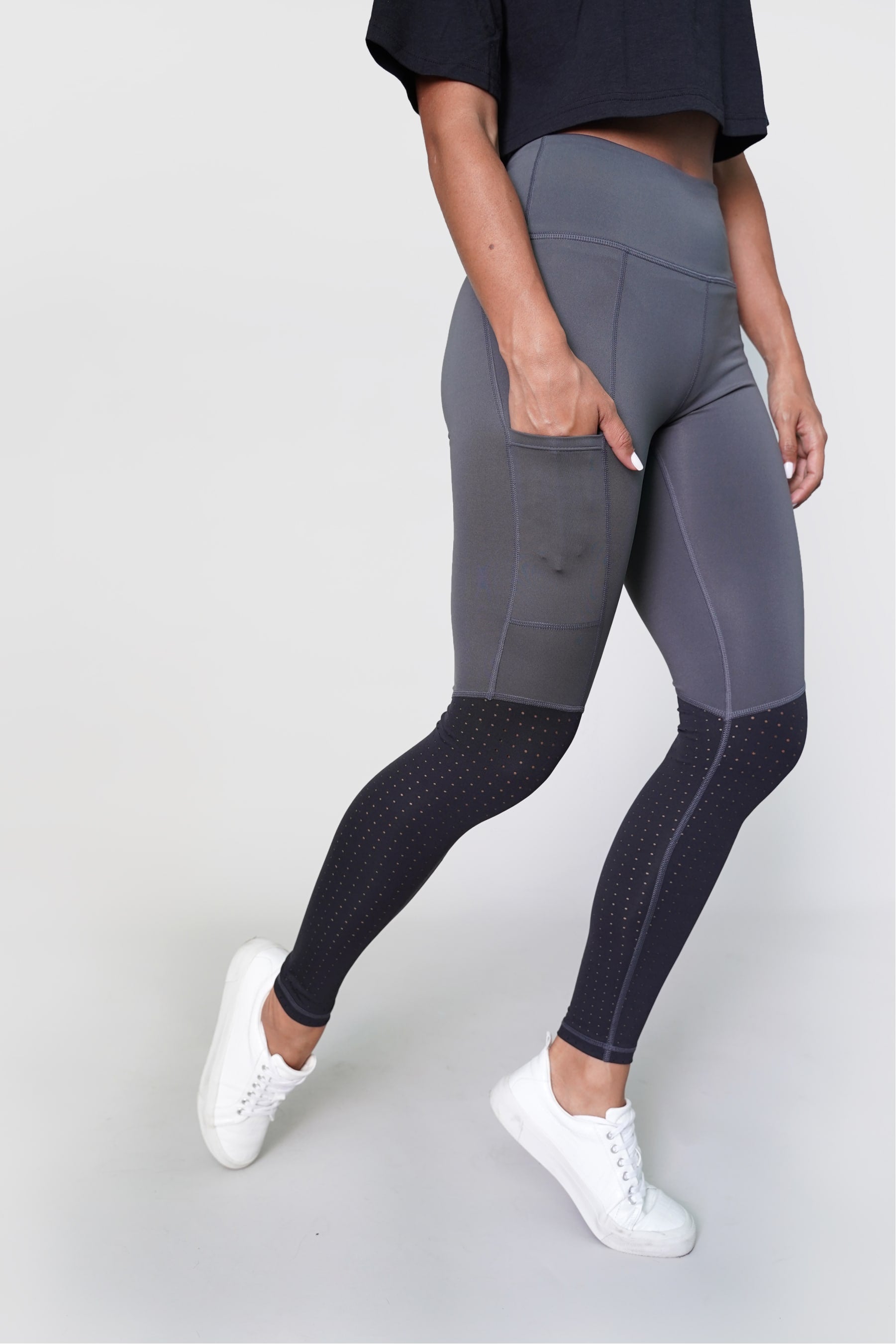 Grey Solid Pocket Regular Women's Sports Leggings 